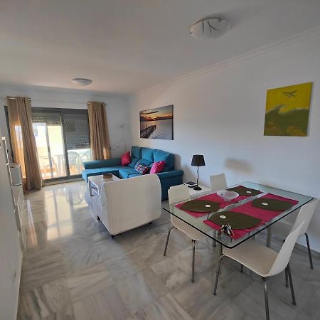 Apartamento Cerca De La Playa Con Piscina ฟูเอนฮิโรลา ภายนอก รูปภาพ