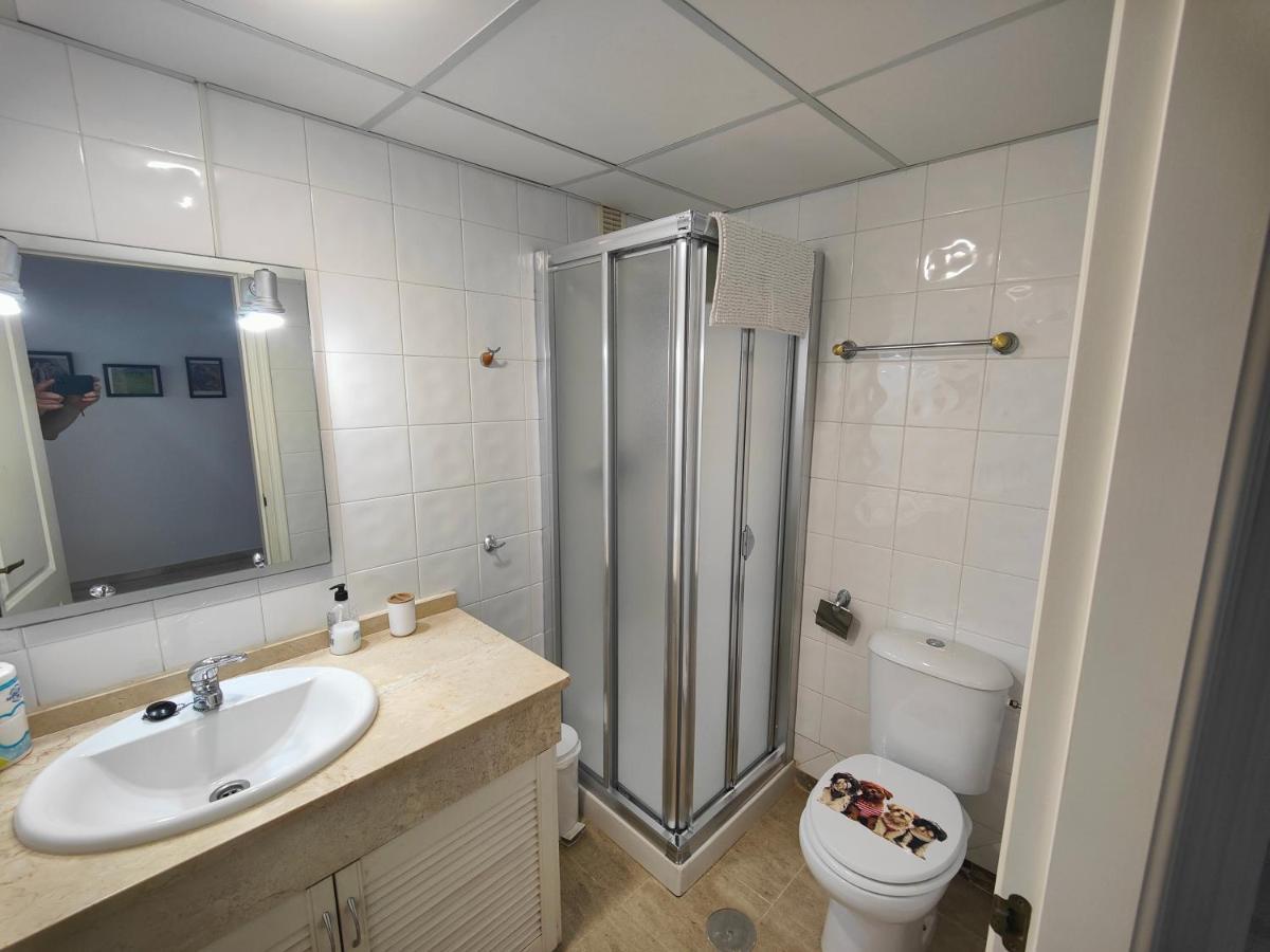 Apartamento Cerca De La Playa Con Piscina ฟูเอนฮิโรลา ภายนอก รูปภาพ
