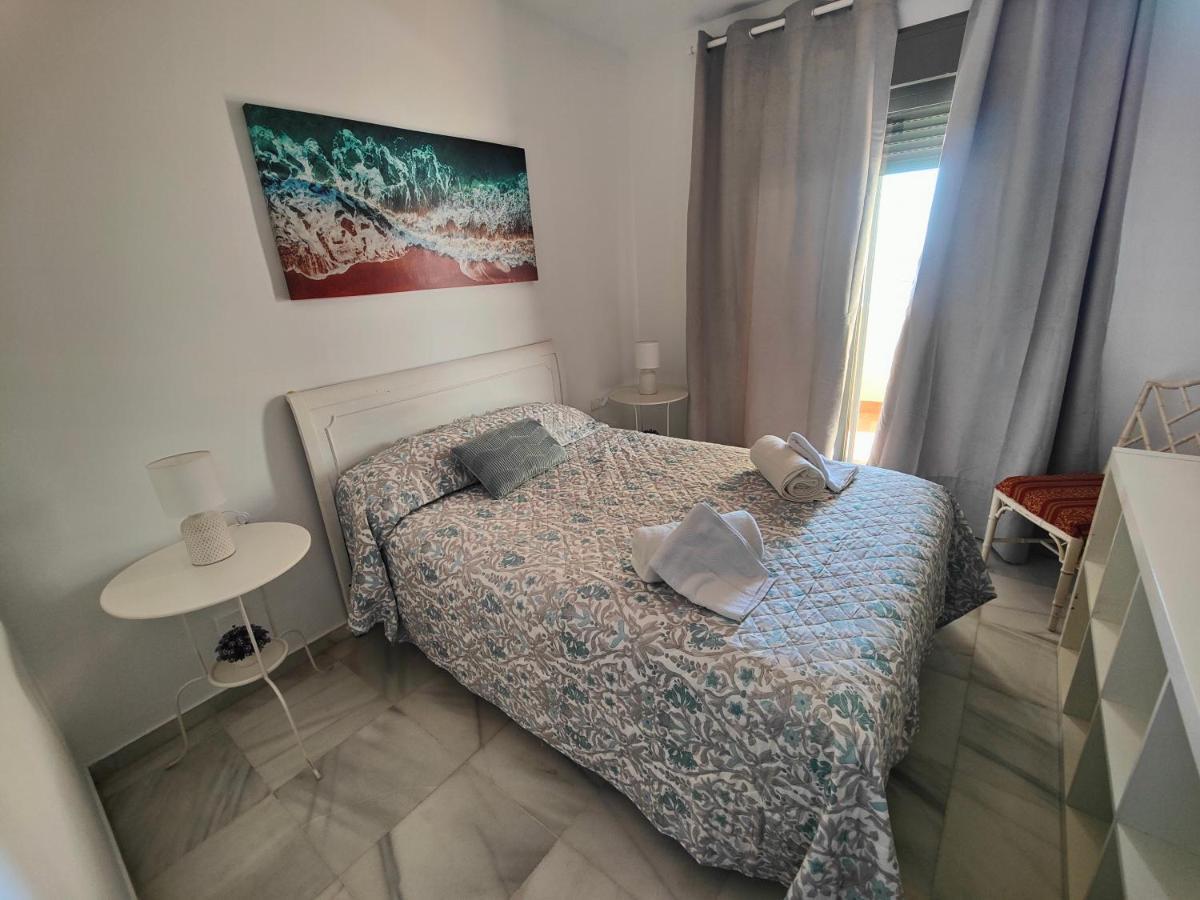 Apartamento Cerca De La Playa Con Piscina ฟูเอนฮิโรลา ภายนอก รูปภาพ